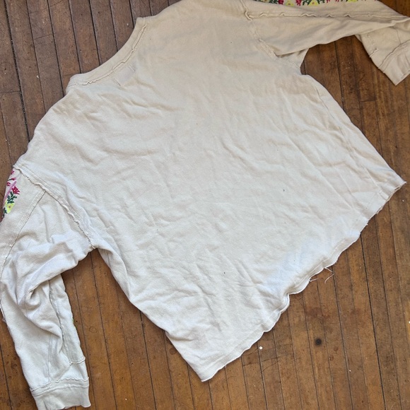 Free People We the Free All My Heart Embroidered Tee T-Shirt Size Small - Picture 7 of 7